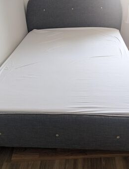 IKEA 140×200 Bett + Matratze - München