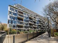 Premium-Wohnung am Schiffbauerdamm,7. OG, Terrasse, Concierge, Gym & Pool im YOO Berlin & Tiefgarage - Berlin