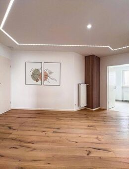 Wunderschöne, geräumige 3-Zimmer Wohnung, umfassend modernisiert ggü. vom Bahnhof ideal f. Pendler! - Landshut
