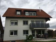 Helle 3 1/2 Zimmer-Wohnung mit großem Balkon in Großenseebach zu vermieten - Großenseebach