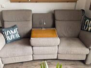 Trapez-Couch / Sofa mit motorischer Relaxfunktion - Magdeburg