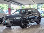 VW Tiguan, 2.0 l TDI Allspace R-Line TION u ngsgetriebe, Jahr 2024 - Stuttgart