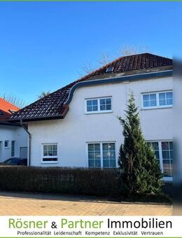 *Langenhain* Gepflegte Doppelhaushälfte in ruhiger Lage mit Nähe zum Wald* - Hofheim (Taunus)