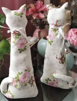 romantische Stoff Deko Katze Schleife shabby Stoff Ranken 28 cm - Recklinghausen