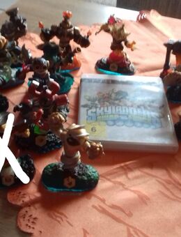 Skylander Swap Force PS 3 CD  9 normale Figuren und 12 austauschbare Figuren - Euskirchen