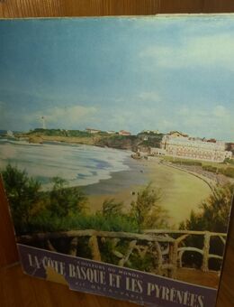 Couleurs du Monde. La Cote Basque et les Pyrenees. Gebundene Ausgabe (mehrsprachig) - Rosenheim