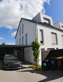 Moderne Doppelhaushälfte in bester Lage – hochwertig ausgestattet, viel Platz für die ganze Familie - Bielefeld