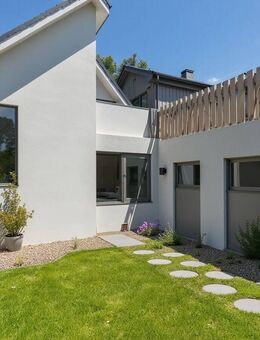 Günstig finanzieren! Solides, modernisiertes EFH mit neuwertiger Gasheizung und 2 Terrassen - Frankenstein