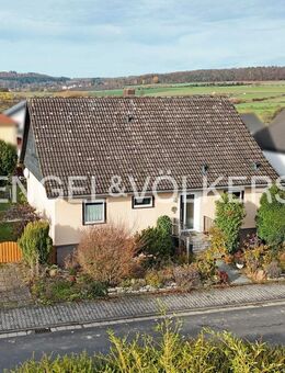 Freistehendes Einfamilienhaus mit Ausbaupotential - Neu Anspach