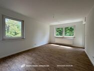 Sanierte Drei-Zimmer-Wohnung mit Balkon - Schweinfurt