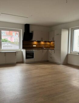 Moderne 3-Zimmer-Wohnung im Bungalow-Stil mit Parkplatz - Grimmen