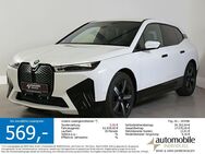 BMW iX, xDr40 Sportpaket Laser H&K, Jahr 2023 - Paderborn