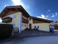 Attraktives Ein-Zweifamilienhaus mit Einliegerappartement in ruhiger und sonniger Dorflage von Piding mit herrlichem Bergblick! - Piding