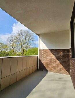 NEU!! Frisch renovierte 3 Zimmer Wohnung mit offenem Grundriss und Balkon - Dorsten