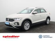 VW T-Roc, 1.5 TSI Life, Jahr 2023 - Würzburg