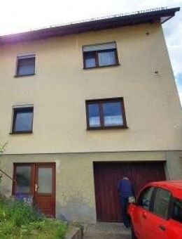 Zweifamilienhaus mit viel Potenzial in bevorzugter Lage von Weikersheim - Weikersheim