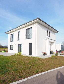 *** Energieeffiziente Toscanavilla vom Feinsten *** - Dischingen