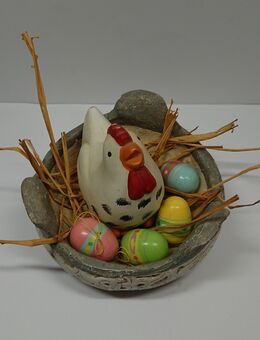 Huhn auf Nest mit Ostereier - Osternnest Deko Osterdeko Ostern Vintage - Geilenkirchen