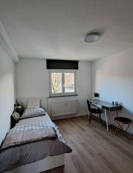 WG-Zi. in möbl. 3er WG (M) - App. 1 Erstbezug nach Kernsanierung - Denkmalsiedlung " Grüner Hof " - Köln