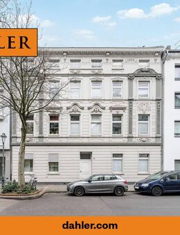 Düsseldorf-Oberbilk: 4-Zi. Dachterrassen-Maisonette Nähe Lessingplatz im geschmackvollen Altbau - Düsseldorf
