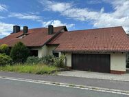 Attraktives Einfamilienhaus mit Einliegerwohnung in ruhiger Lage - Waldbrunn (Bayern)