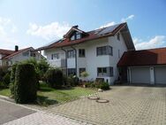 wunderschöne, sonnige 3 Zimmer DG-Wohnung mit Balkon, Einbauküche und Bergblick ca. 75m², 2021 NEU - Lauben (Landkreis Oberallgäu)