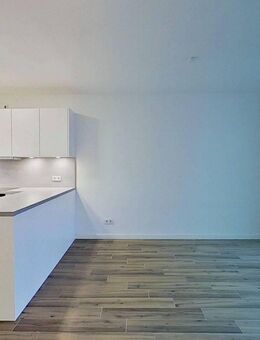 ** Exklusive 3-Zimmer-Neubauwohnung mit EBK, großem BALKON und PKW-Stellplatz in Eilbek ** - Hamburg