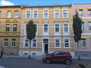 Mehrfamilienhaus in teilsaniertem Zustand - Köthen (Anhalt)
