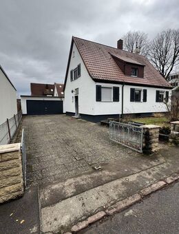 Einfamilienhaus mit Garten und Garage - Sindelfingen