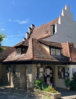 Im Herzen von Sommerhausen, Haus und Grund mit Ausbaupotential. - Sommerhausen