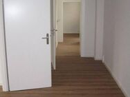 Geräuige 3 Raumwohnung mit Balkon - Chemnitz
