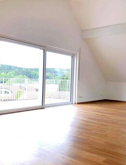 3-Zimmer Dachgeschosswohnung Westbalkon in Rot a. d. Rot - Rot (Rot)