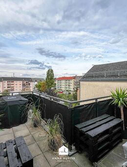Sonnige Aussichten - 2-Raum-Wohnung mit Dachterrasse und moderner EBK - Gera