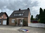 Freistehendes Einfamilienhaus auf großzügigem Grundstück - Meerbusch