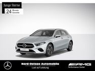 Mercedes A 200, Progressive Spur, Jahr 2023 - Ahrensburg