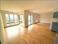 Bezugsfreie und moderne 2,5 Zi.-Penthousewohnung mit Dachterrasse und Fernblick! - Stockach