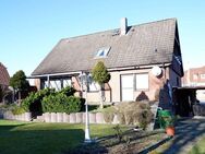 Großes vollunterkellertes Einfamilienhaus mit Doppelgarage und Carport - Marschacht