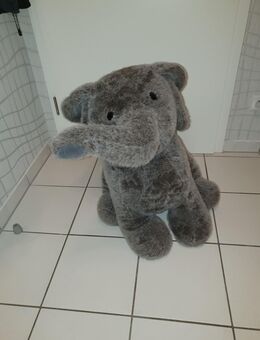 Elefant „( groß) - Dinslaken