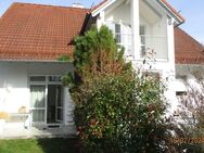 Freundlich, helles Wohnhaus 220 m² Wohnfläche,Süd-West Lage.Auch als 2 Fam.Haus nutzbar. - Steinheim (Albuch)