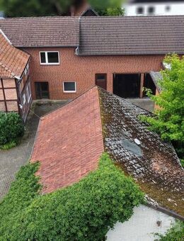 Fachwerkhaus mit Nebengebäuden und 3100m² Grundstück - Bergen (Niedersachsen)