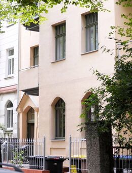 Charmante Wohnung in bester Lage - Halle (Saale)