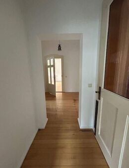 **Großzügige 3-Zimmer-Wohnung in Elsterberg** - Elsterberg