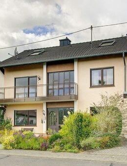 Sehr gepflegtes Einfamilienhaus mit Einliegerwohnung in ruhiger Wohnlage von Horhausen - Horhausen (Westerwald)