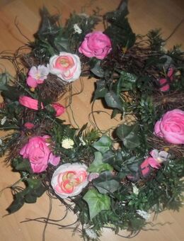 Wunderschöner Türkranz  rosa Blüten - Neunkirchen Zentrum