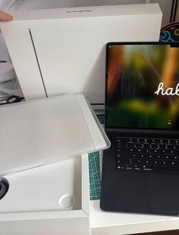 Macbook Air 15 Zoll 2025 M4 24GB RAM 1TB Speicher 10 Core - Feucht