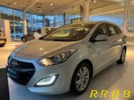 Hyundai i30, 1.4 cw Trend ALLWETTER, Jahr 2014 - Paderborn