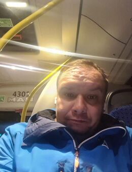 Reife Frau 50+ für Deutsch üben, Spaziergänge & schöne Momente gesucht - München