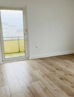 2 - Zimmerwohnung ca.61 m², mit Balkon + Garage, zu vermieten - Lüdenscheid