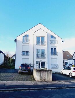 Höhr Grenzhausen: Eigentumswohnung (DG) mit Balkon und PKW-Stellplatz - Höhr-Grenzhausen