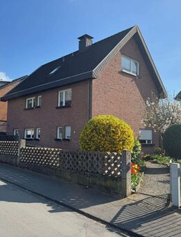 Einfamilienhaus mit Einliegerwohnung in beliebter Wohnlage von Königswinter-Oberpleis - Königswinter